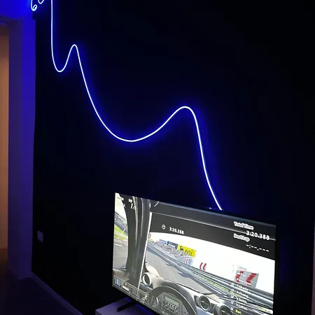 Spacious 4 Apartment, 8min Walk To Old Town, Free Parking, New Lejlighed *