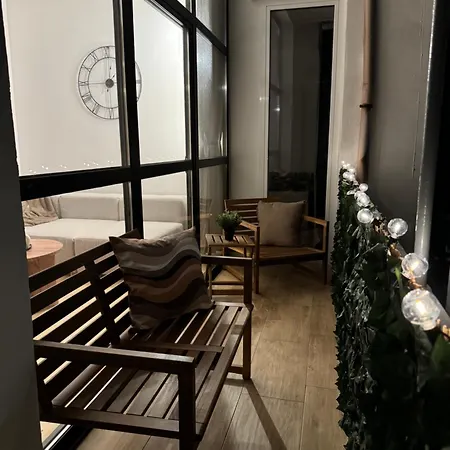 Spacious 4 Apartment, 8min Walk To Old Town, Free Parking, New * 巴里