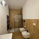 Spacious 4 Apartment, 8min Walk To Old Town, Free Parking, New Apartament